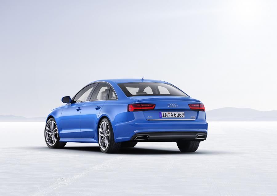  Audi A6 TFSI Quattro S-Line 2016 года  (WW) (фото 12 из 18)